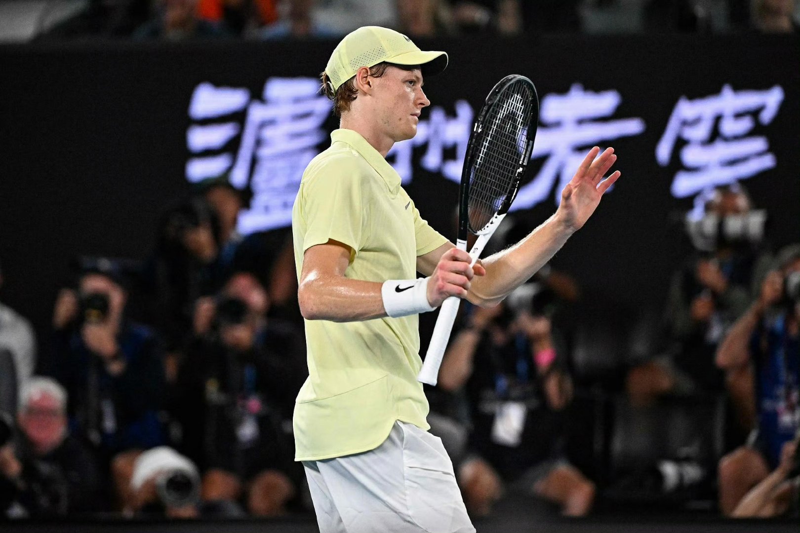 华体会下载-欧洲网球队鏖战澳大利亚网球队，兹维列夫完成帽子戏法的简单介绍